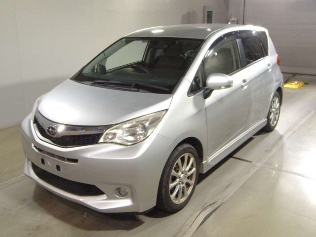 SUBARU TREZIA