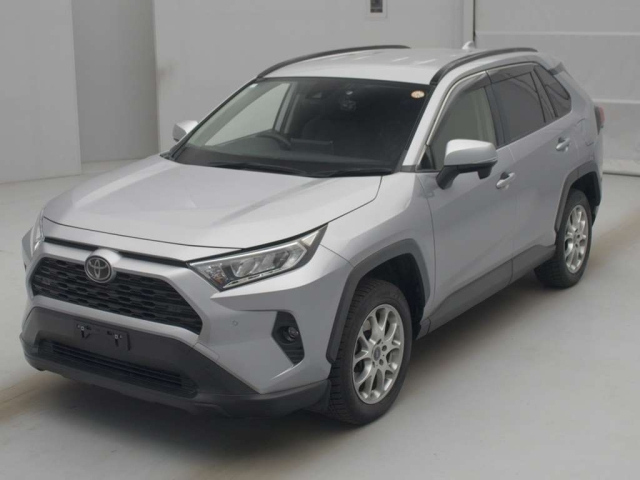 TOYOTA RAV4 — фото