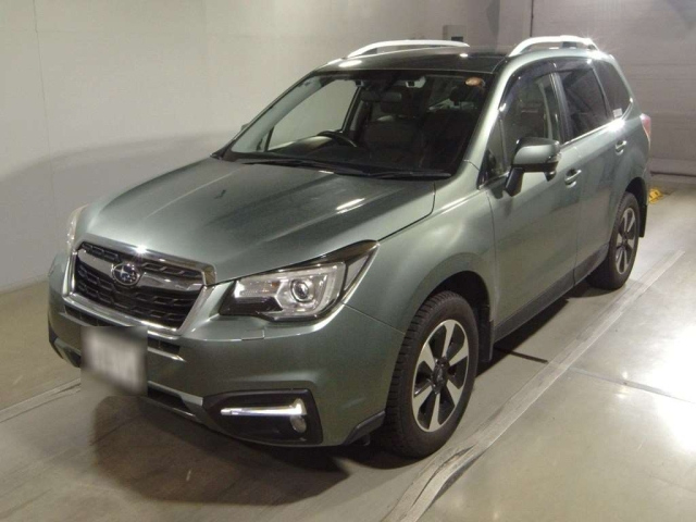 SUBARU FORESTER — фото