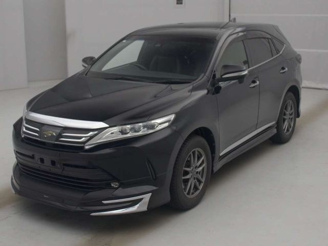 TOYOTA HARRIER — фото