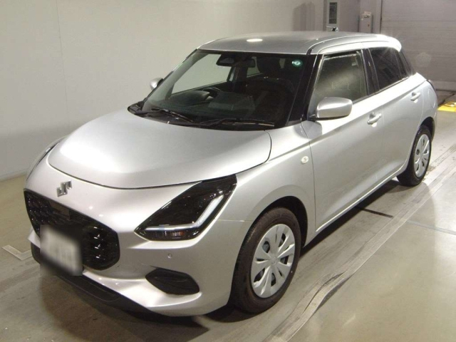 SUZUKI SWIFT — фото