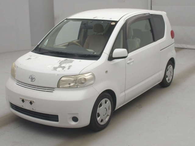 TOYOTA PORTE — фото