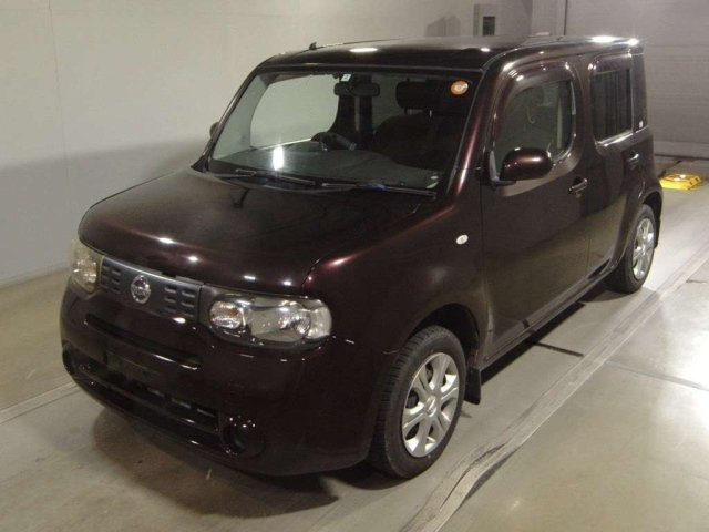 NISSAN CUBE — фото