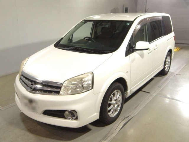 NISSAN LAFESTA — фото