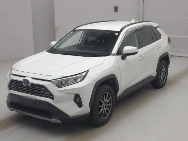 TOYOTA RAV4 — фото