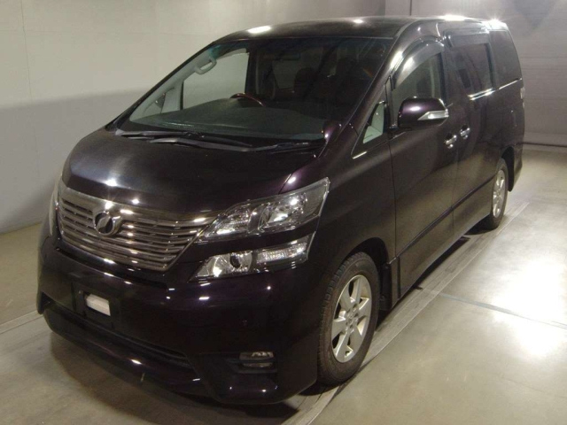 TOYOTA VELLFIRE — фото