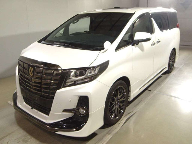 TOYOTA ALPHARD — фото