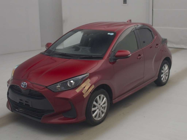 TOYOTA YARIS — фото