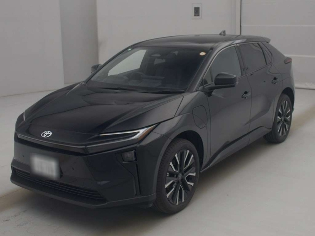 TOYOTA BZ4X — фото