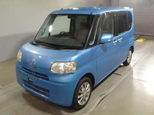 DAIHATSU TANTO — фото
