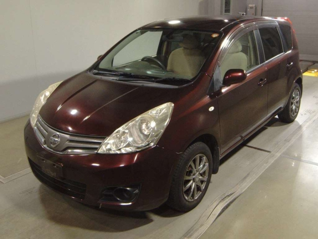 NISSAN NOTE — фото