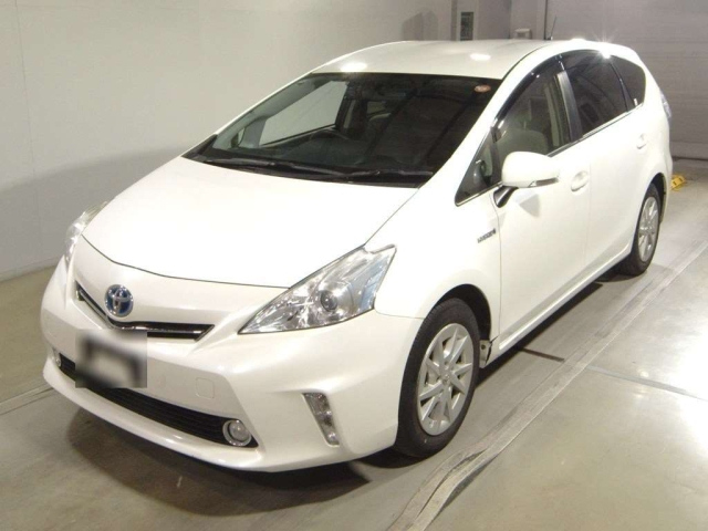 TOYOTA PRIUS — фото