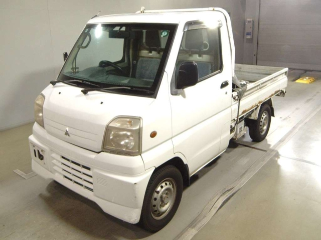 MITSUBISHI MINICAB — фото