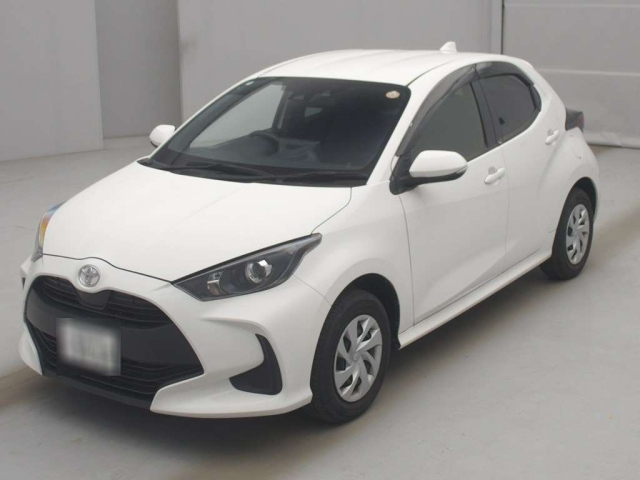 TOYOTA YARIS — фото