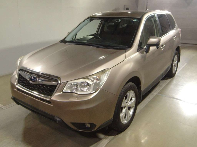 SUBARU FORESTER — фото