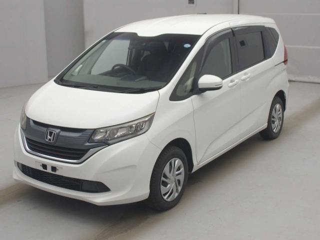 HONDA FREED — фото