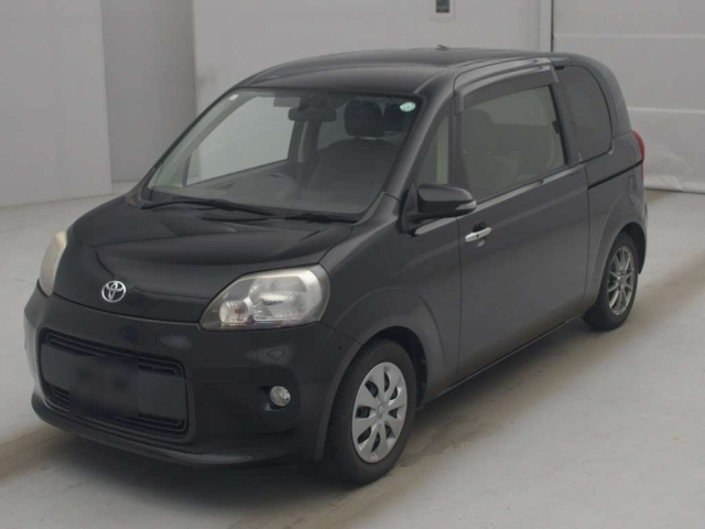 TOYOTA PORTE — фото