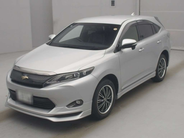 TOYOTA HARRIER — фото