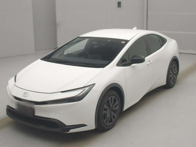 TOYOTA PRIUS — фото