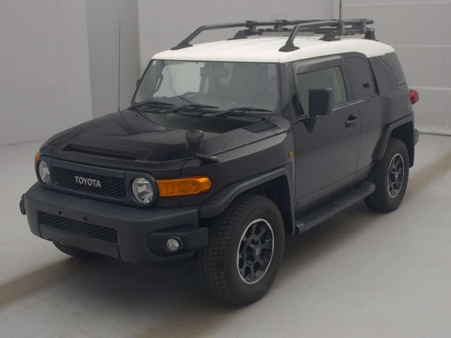 TOYOTA FJ — фото