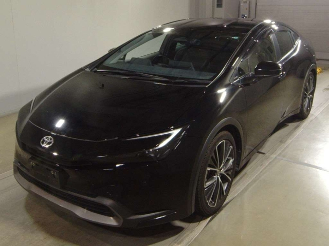 TOYOTA PRIUS — фото
