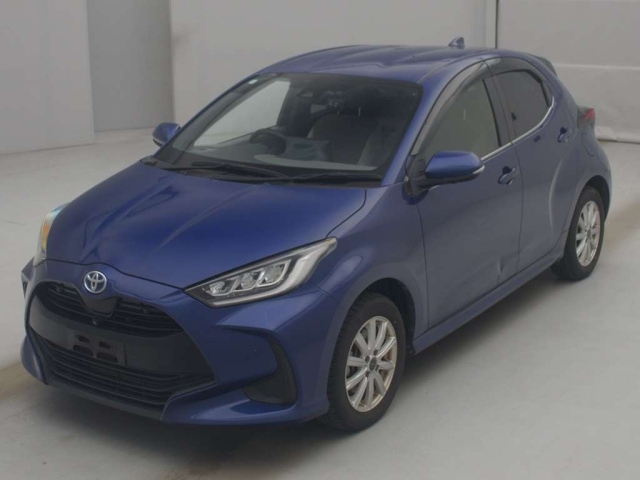 TOYOTA YARIS — фото