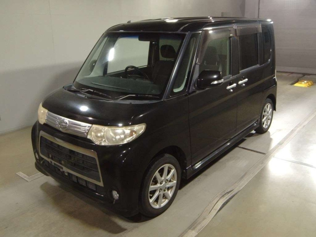 DAIHATSU TANTO — фото