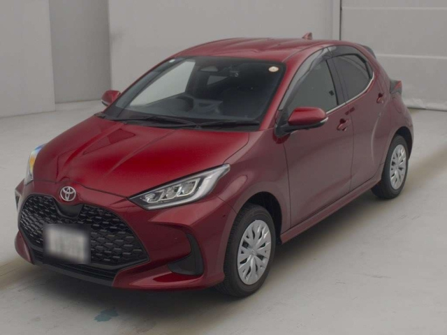 TOYOTA YARIS — фото