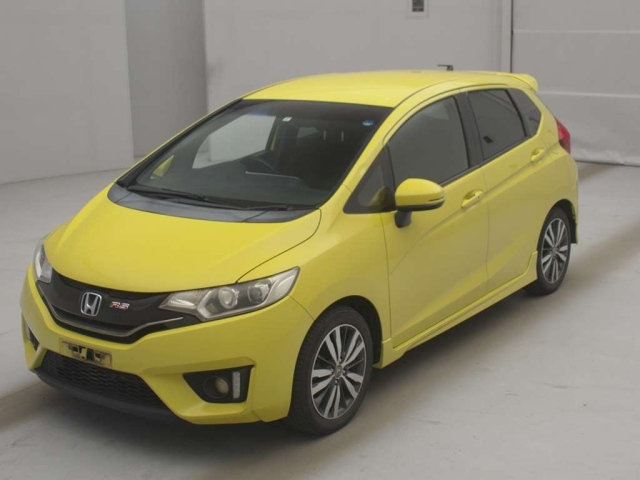 HONDA FIT — фото