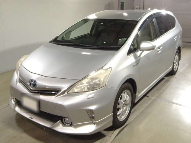 TOYOTA PRIUS — фото