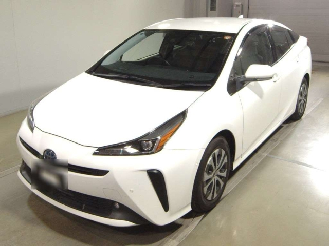 TOYOTA PRIUS — фото