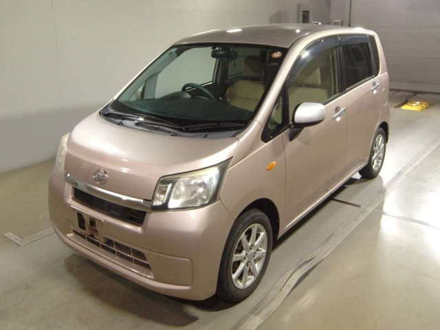 DAIHATSU MOVE — фото