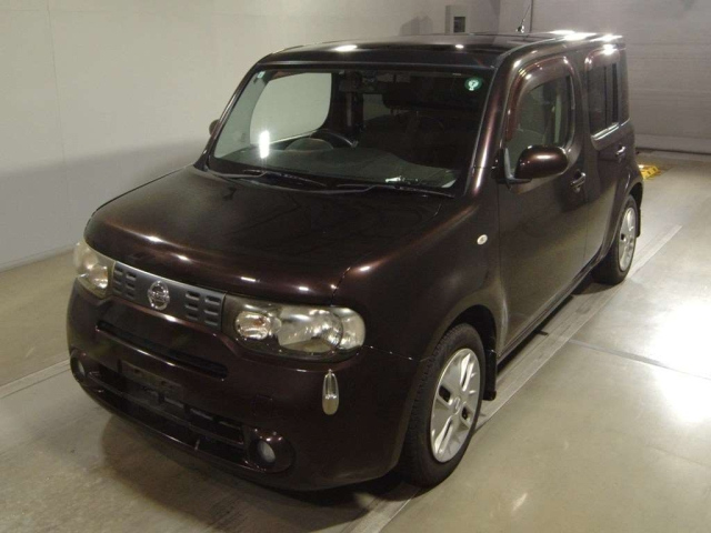 NISSAN CUBE — фото