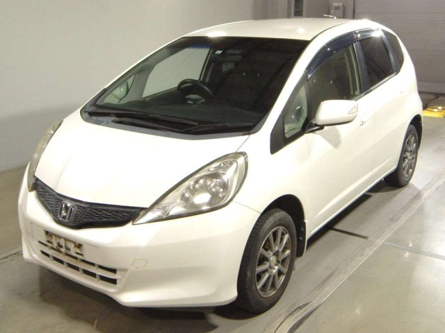 HONDA FIT — фото