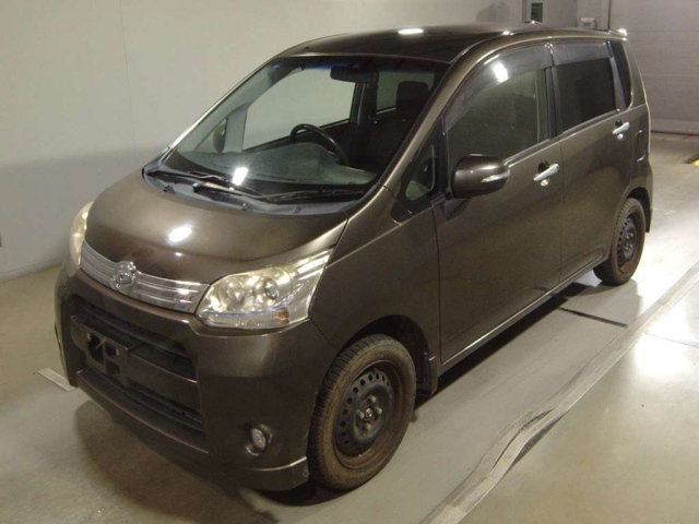 DAIHATSU MOVE — фото