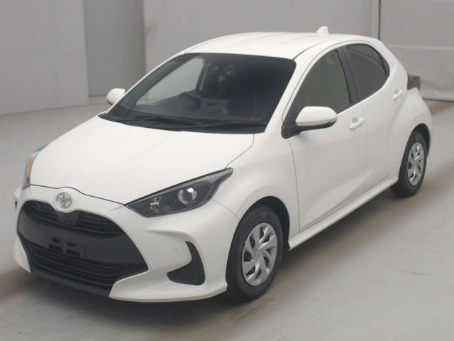 TOYOTA YARIS — фото