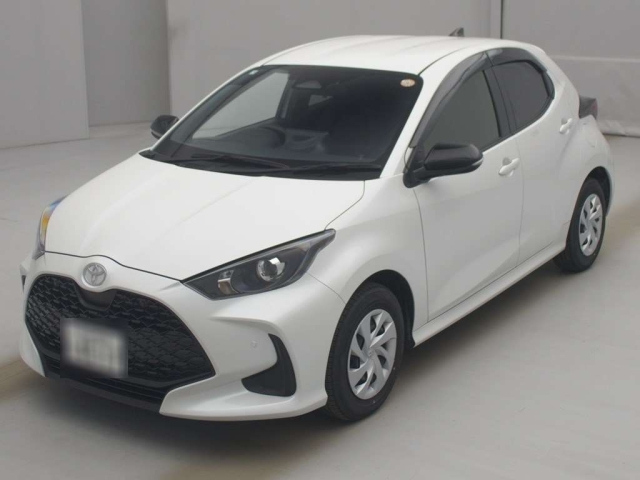 TOYOTA YARIS — фото