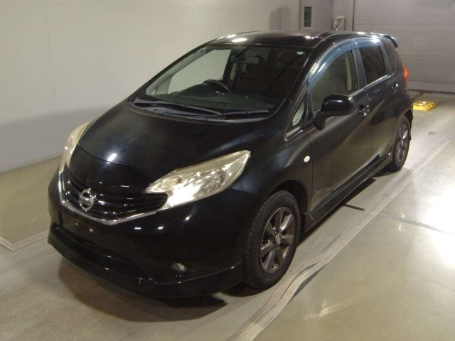 NISSAN NOTE — фото