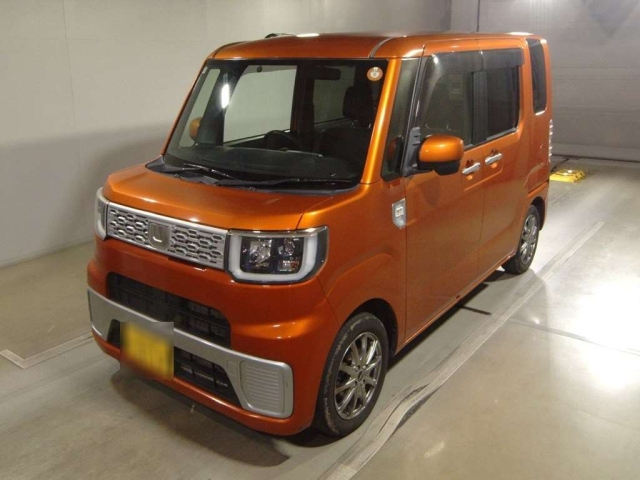 DAIHATSU WAKE — фото
