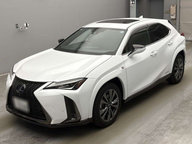 LEXUS UX — фото