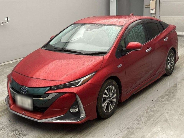 TOYOTA PRIUS — фото
