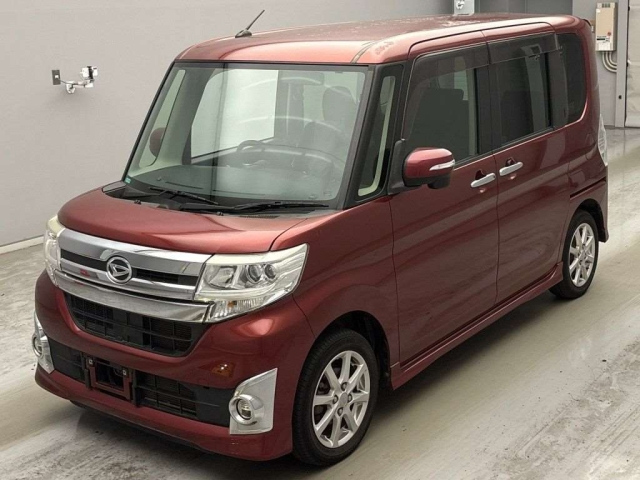 DAIHATSU TANTO — фото