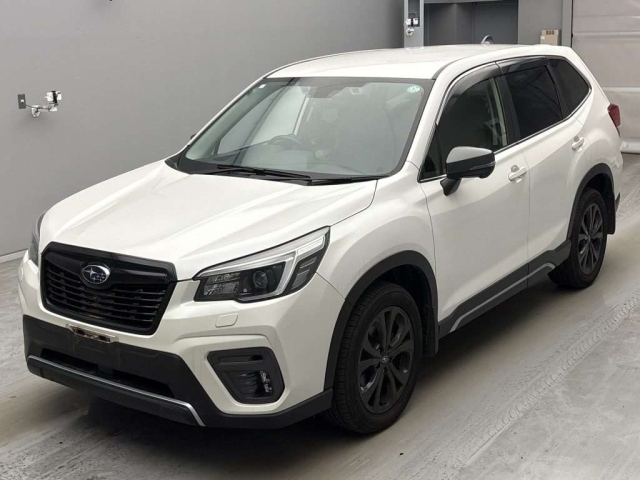 SUBARU FORESTER — фото