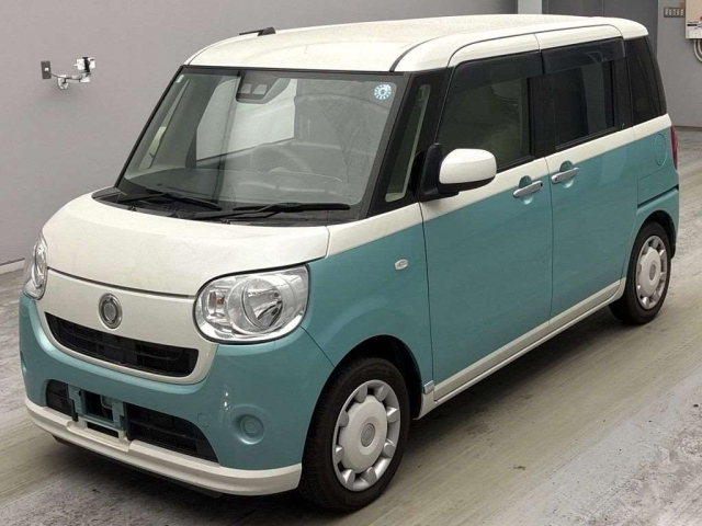 DAIHATSU MOVE — фото