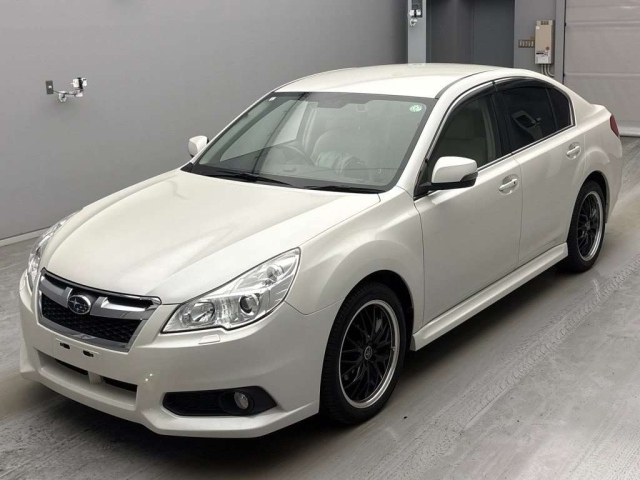 SUBARU LEGACY — фото