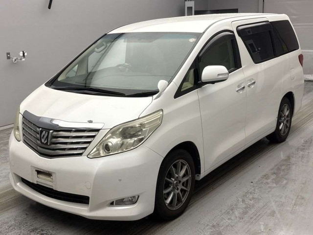TOYOTA ALPHARD — фото