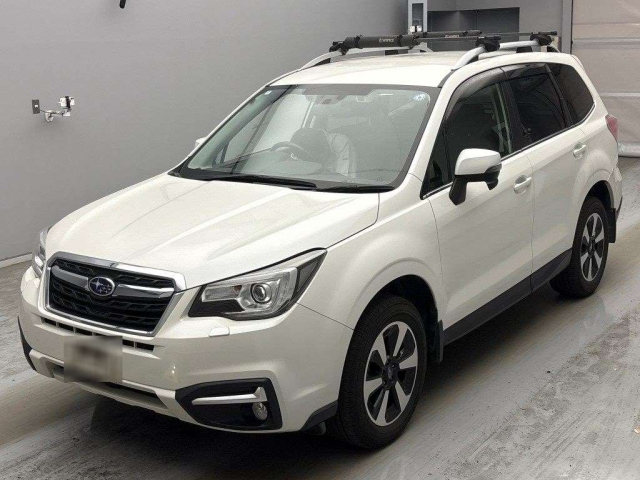 SUBARU FORESTER — фото