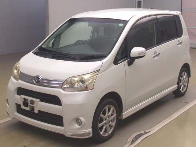 DAIHATSU MOVE — фото