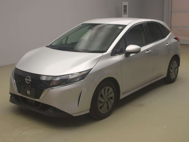 NISSAN NOTE — фото