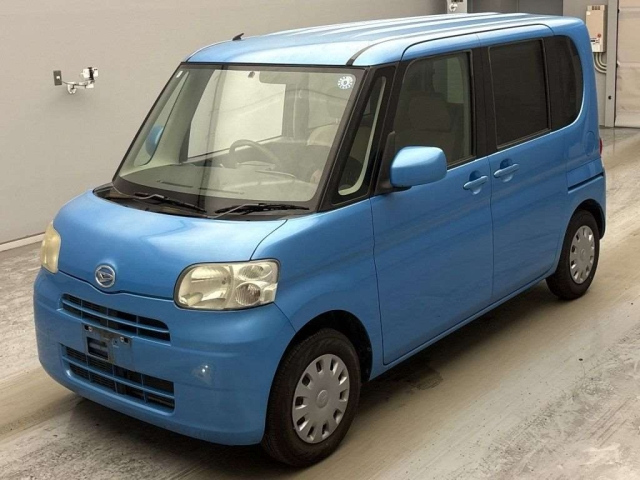 DAIHATSU TANTO — фото